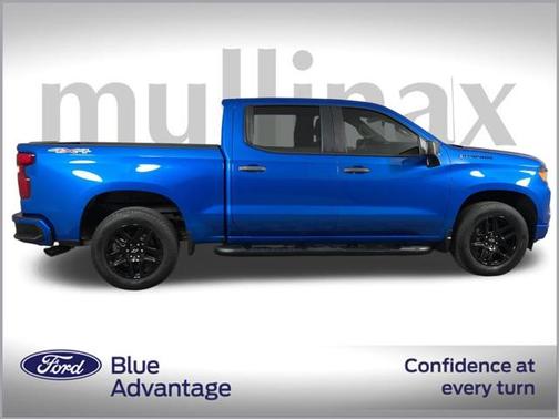2022 Chevrolet Silverado 1500 Custom