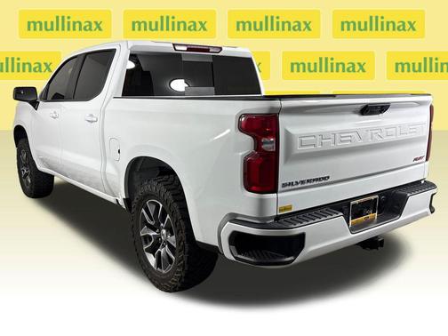 Summit White 2025 Chevrolet Silverado 1500 RST