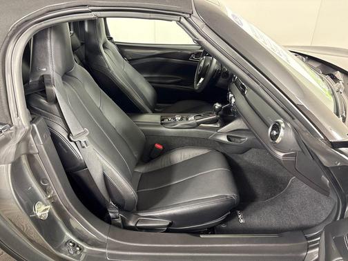 Machine Gray Metallic 2023 Mazda MX-5 Miata Grand Touring