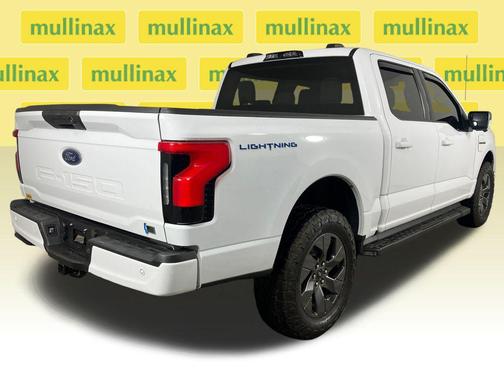 2023 Ford F-150 Lightning XLT