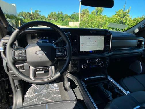 2026 Ford F-250 Platinum