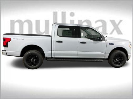 2025 Ford F-150 Lightning XLT