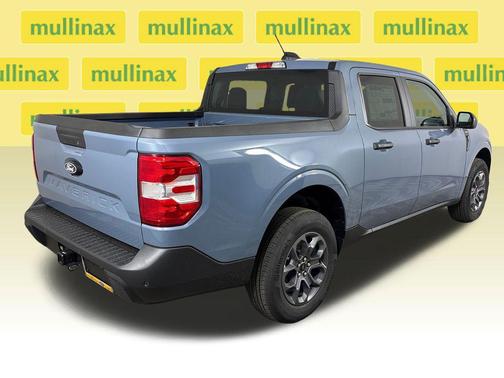 Azure Gray Metallic Tri-Coat 2026 Ford Maverick XLT
