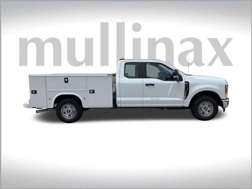 2025 Ford F-250 XL