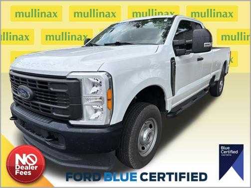 Oxford White 2023 Ford F-350 XL