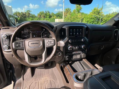 2020 GMC Sierra 2500 Denali