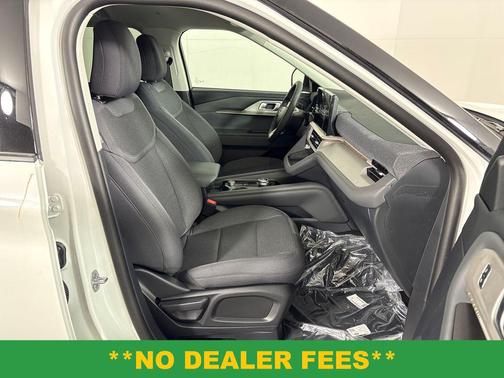 Star White Metallic Tri-Coat 2026 Ford Explorer Active