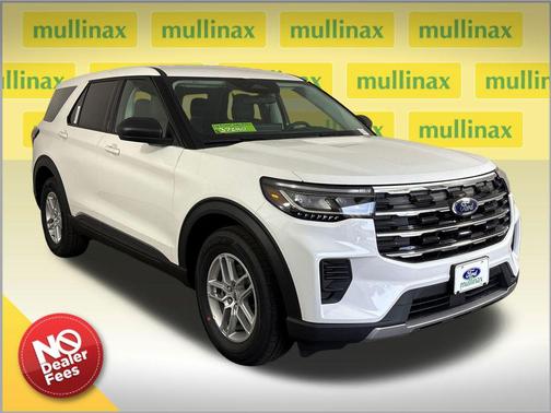 Star White Metallic Tri-Coat 2026 Ford Explorer Active