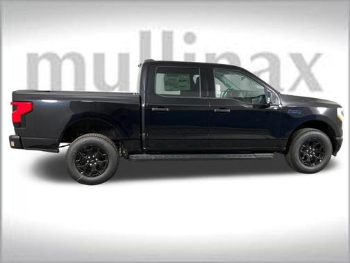 2025 Ford F-150 Lightning XLT