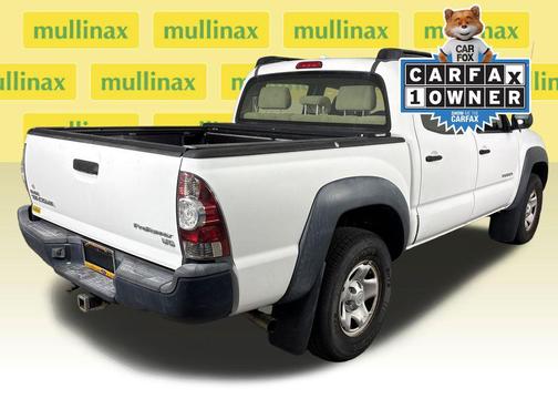Super White 2009 Toyota Tacoma PreRunner
