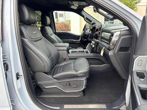 2026 Ford F-350 Platinum