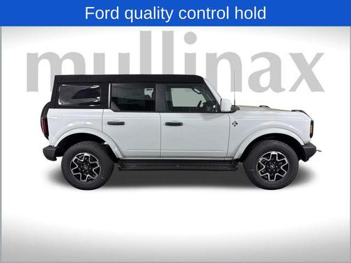 Avalanche 2026 Ford Bronco Outer Banks