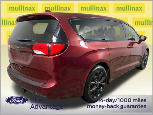 2020 Chrysler Pacifica Touring