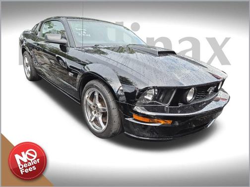 2005 Ford Mustang GT Premium