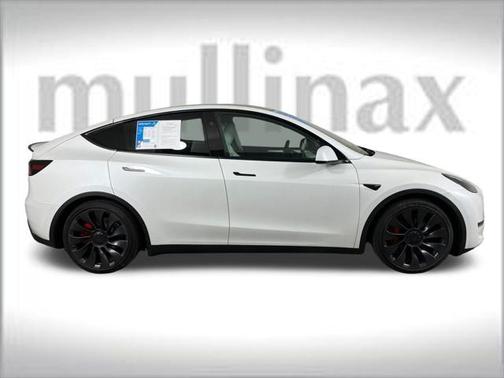 2024 Tesla Model Y Performance