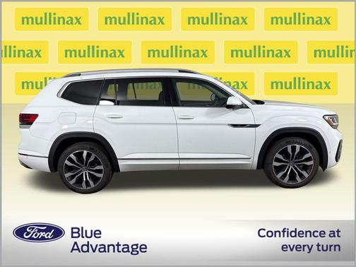 Pure White 2021 Volkswagen Atlas 3.6L SEL Premium