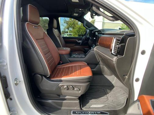 2024 GMC Sierra 3500 Denali