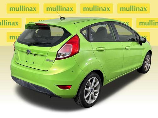Green Envy Metallic Tricoat 2015 Ford Fiesta SE