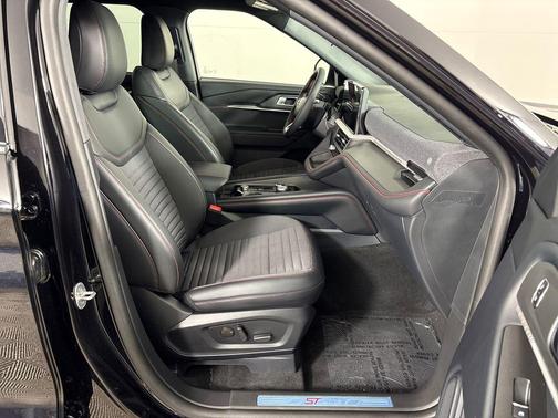Black Metallic 2026 Ford Explorer ST-Line