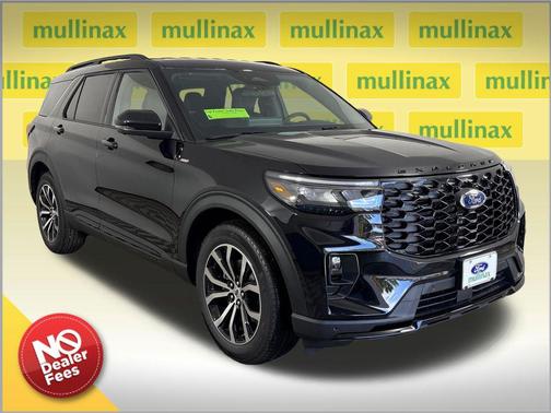 Black Metallic 2026 Ford Explorer ST-Line