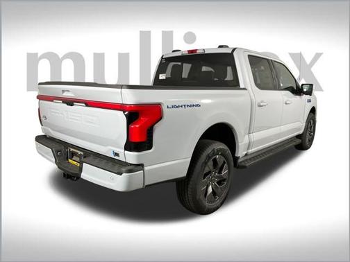 2025 Ford F-150 Lightning LARIAT