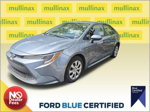 Celestite w/Black Sand Pearl Roof 2022 Toyota Corolla LE