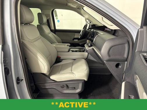 Glacier Gray Metallic Tri-Coat 2026 Ford Expedition Active
