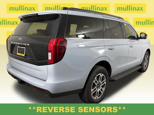 Glacier Gray Metallic Tri-Coat 2026 Ford Expedition Active