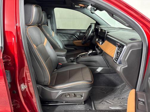 Volcanic Red Tintcoat 2023 GMC Canyon AT4