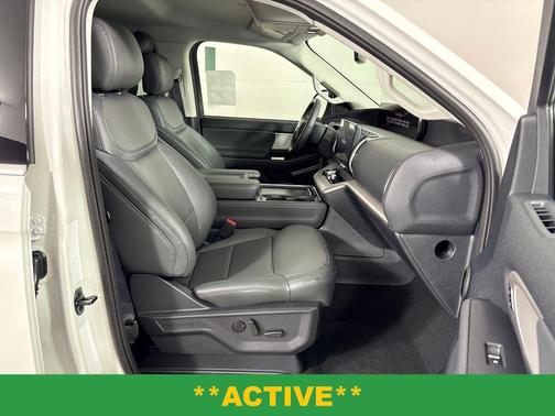 White 2026 Ford Expedition Max Active 4x2