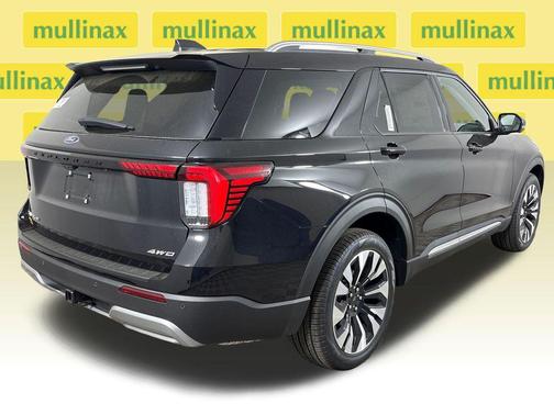 Agate Black Metallic 2026 Ford Explorer Platinum