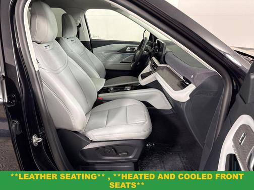 Agate Black Metallic 2026 Ford Explorer Platinum