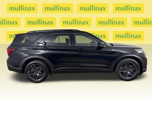 Agate Black Metallic 2026 Ford Explorer ST-Line