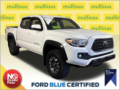 Super White 2018 Toyota Tacoma TRD Off-Road