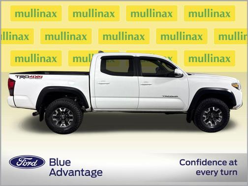 Super White 2018 Toyota Tacoma TRD Off-Road