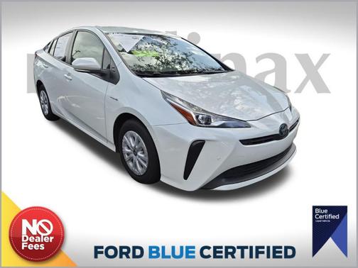 2022 Toyota Prius LE