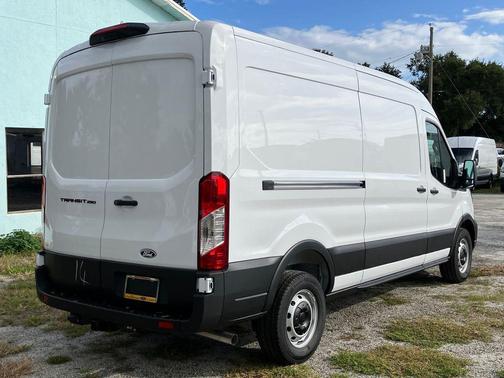 2026 Ford Transit-250 Base