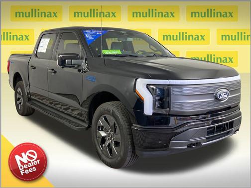 2025 Ford F-150 Lightning LARIAT