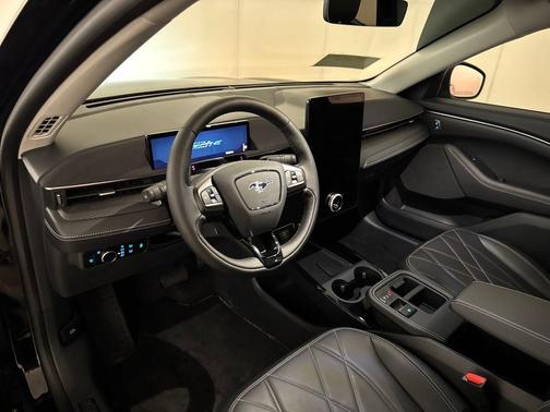 Shadow Black 2025 Ford Mustang Mach-E Select