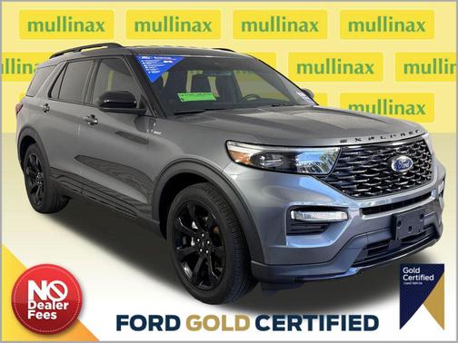Carbonized Gray Metallic 2023 Ford Explorer ST-Line