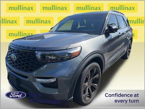 Carbonized Gray Metallic 2023 Ford Explorer ST-Line