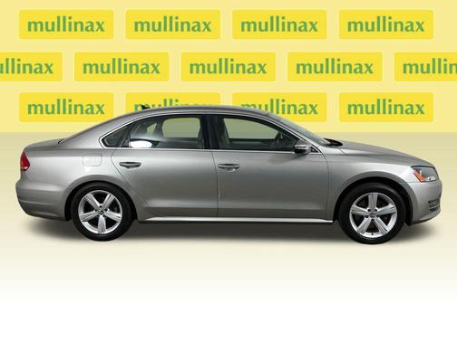 2012 Volkswagen Passat 2.5 SE