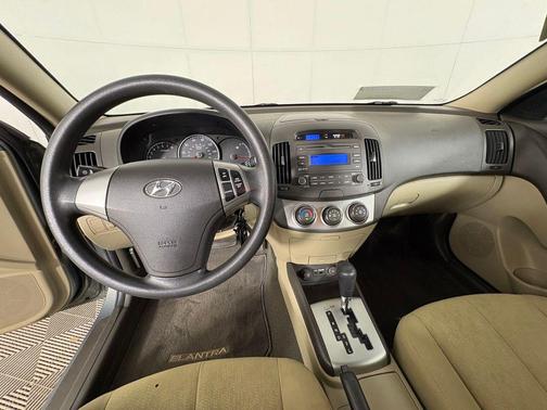 Natural Khaki Pearl 2010 Hyundai ELANTRA GLS