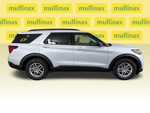 White Metallic 2026 Ford Explorer Active
