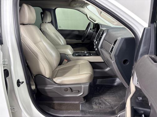 White Metallic 2021 Ford Expedition XLT