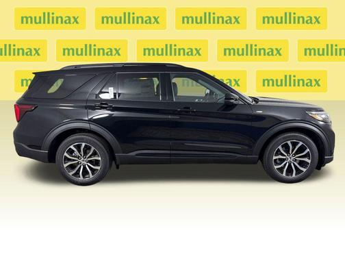 Black Metallic 2026 Ford Explorer ST-Line