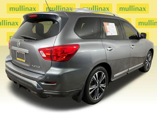 2018 Nissan Pathfinder Platinum