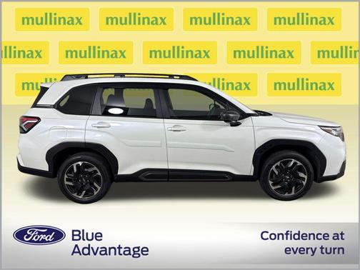 Crystal White Pearl 2025 Subaru Forester Limited