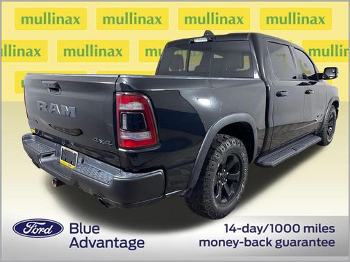 Diamond Black Crystal Pearlcoat 2023 RAM 1500 Rebel