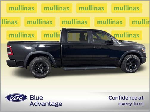 Diamond Black Crystal Pearlcoat 2023 RAM 1500 Rebel